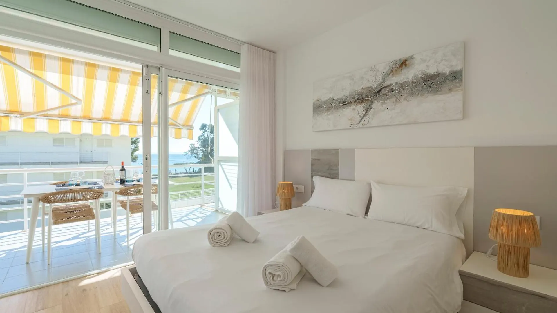 Almadrava, Roses Apartment
